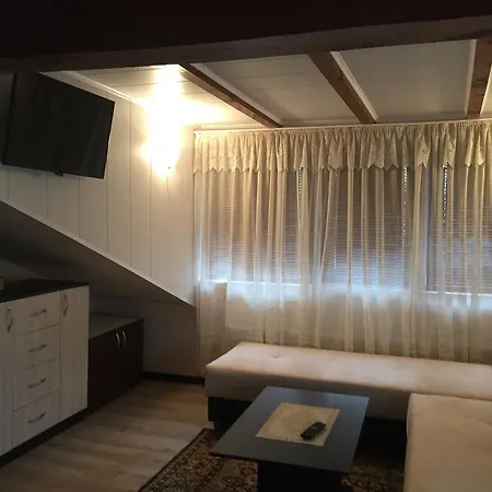 Angelkovi ספרבה בניה